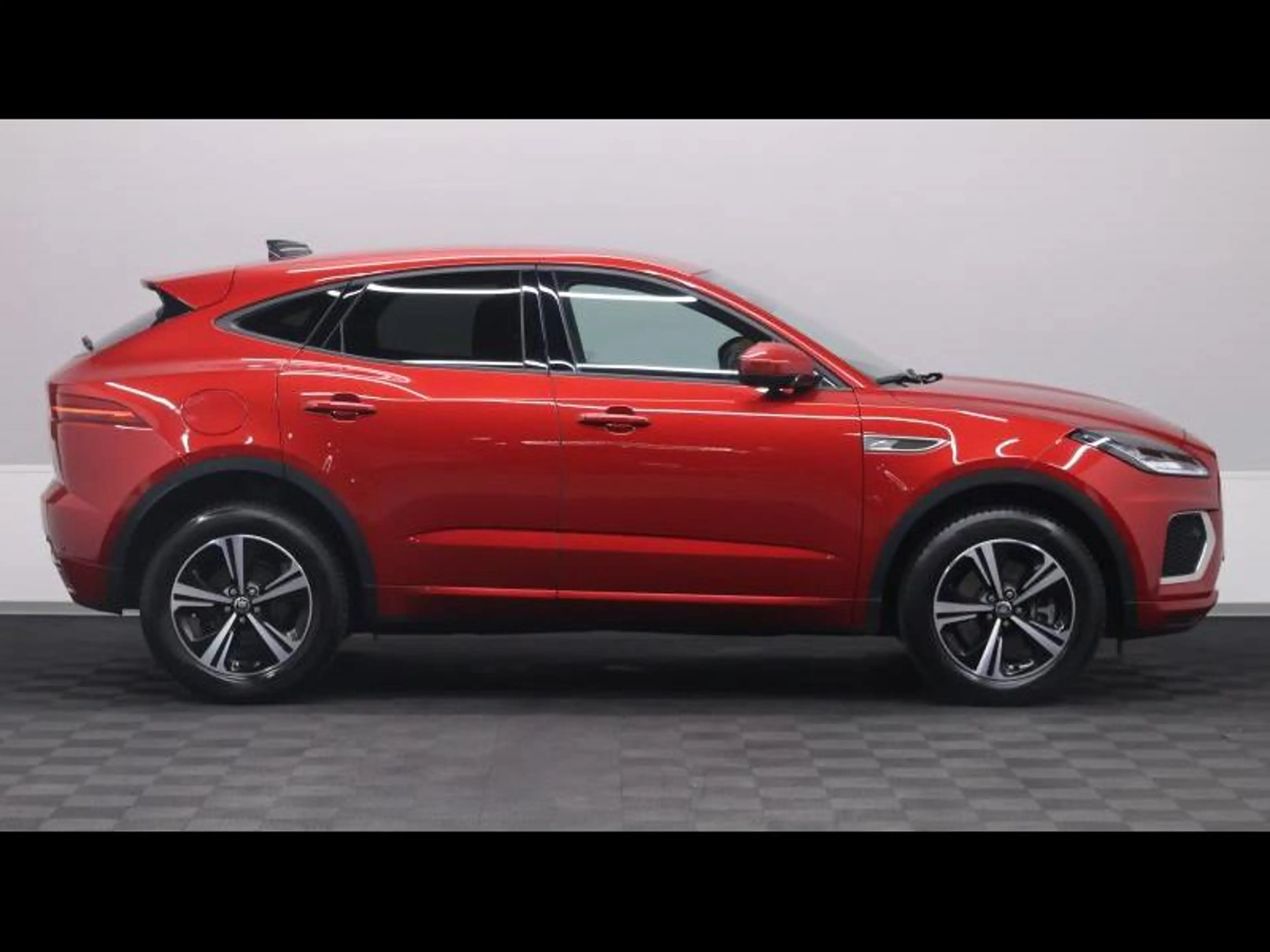 Jaguar E-Pace D165 R-Dynamic S AWD auto — photo 3