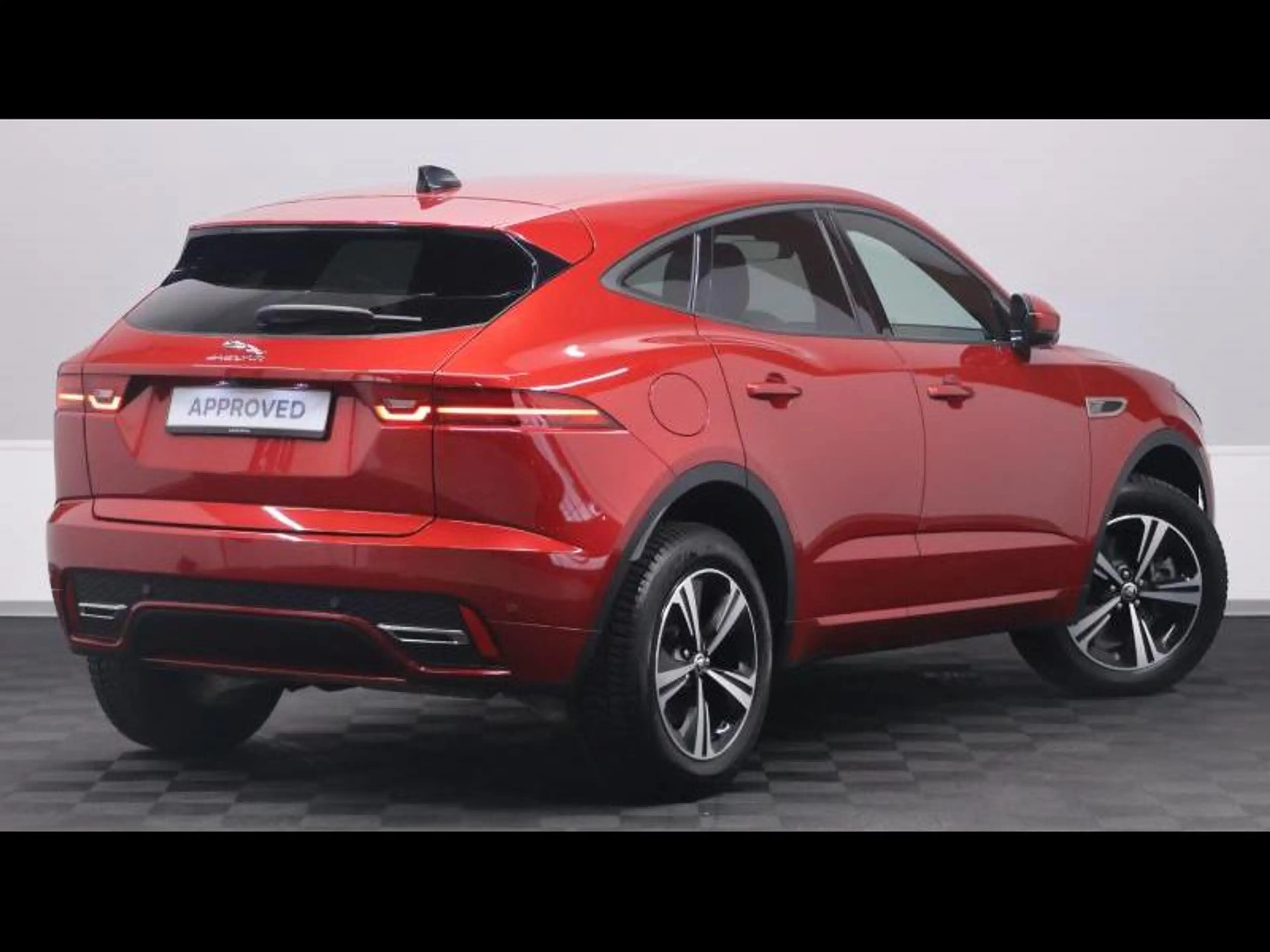 Jaguar E-Pace D165 R-Dynamic S AWD auto — photo 4