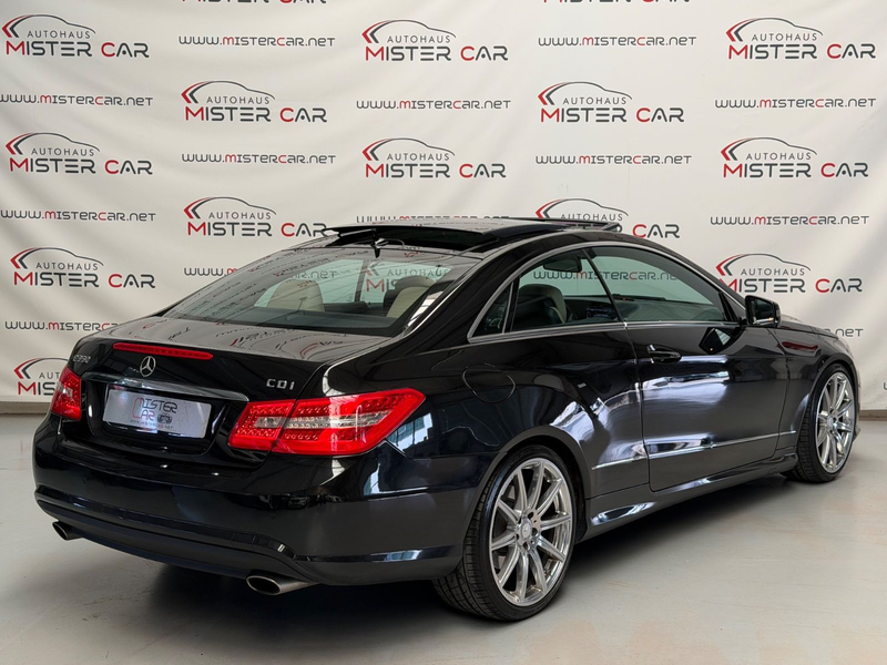 Mercedes-Benz E 350 CDI Coupe AMG PAKET/PANO/SITZKLIMA/VOLL/19 — photo 6