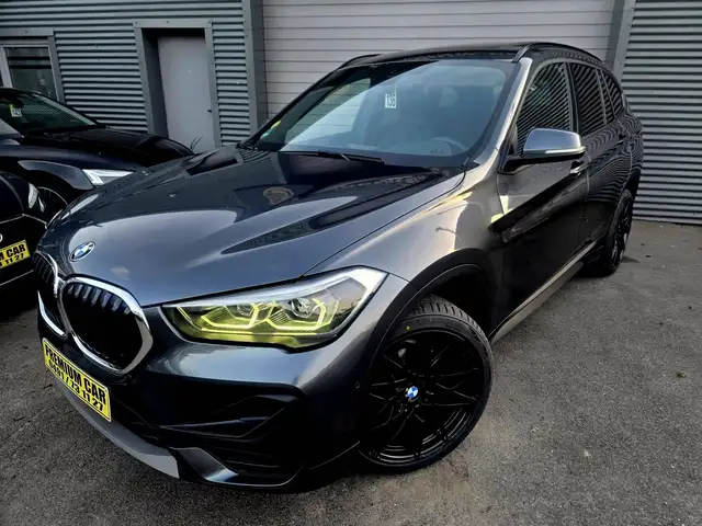 BMW X1 view 3