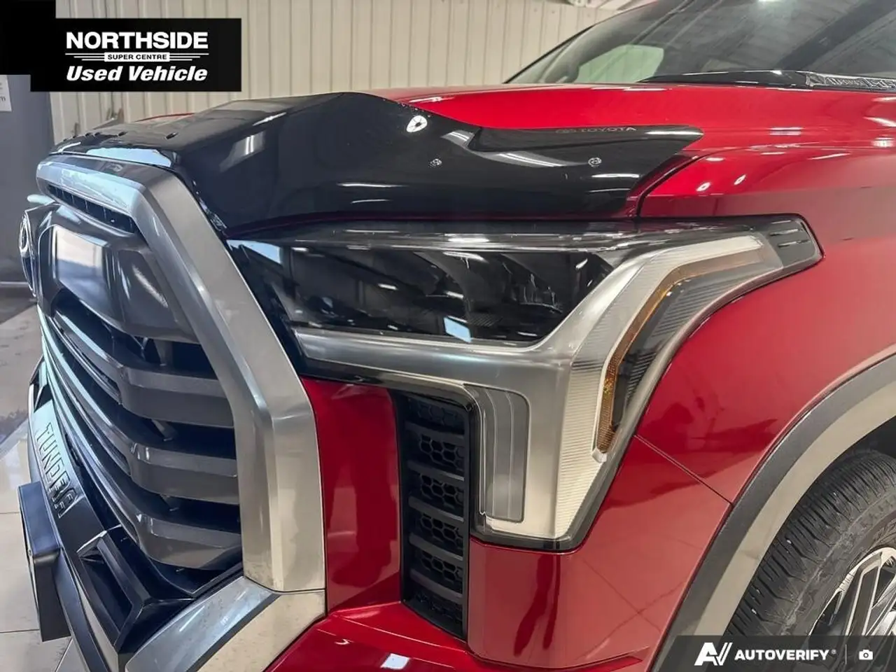 Toyota Tundra снимка Toyota Tundra