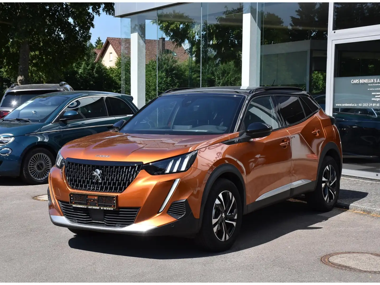 Peugeot 2008 1.2 PureTech GT CUIR REGUL GPS LANE CAM 1° MAIN Orange - 2