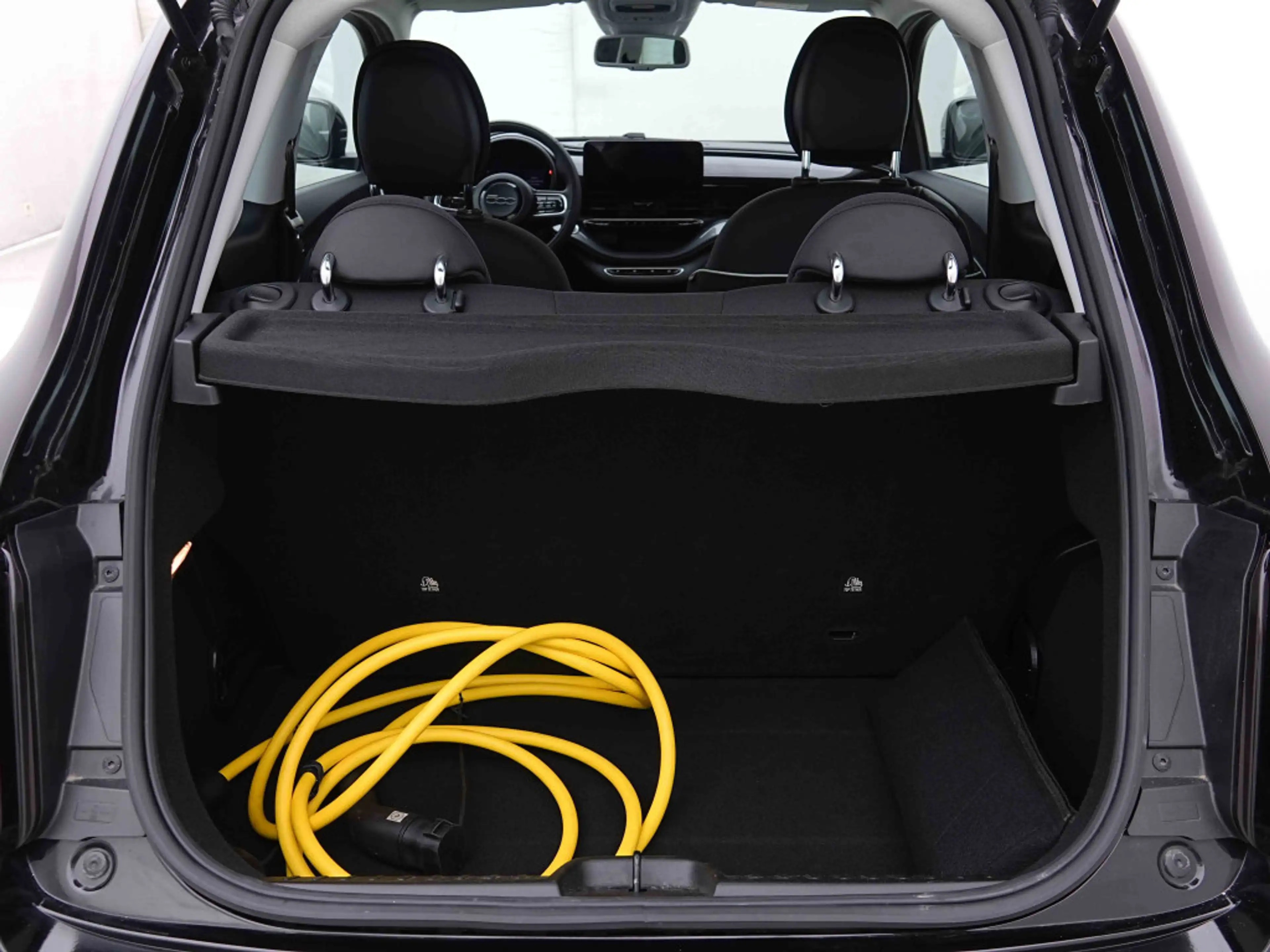 Fiat 500e 42 kWh 118 EV WLTP 320 | Style Pack | AUTO AIRCO | ALU16 — photo 6