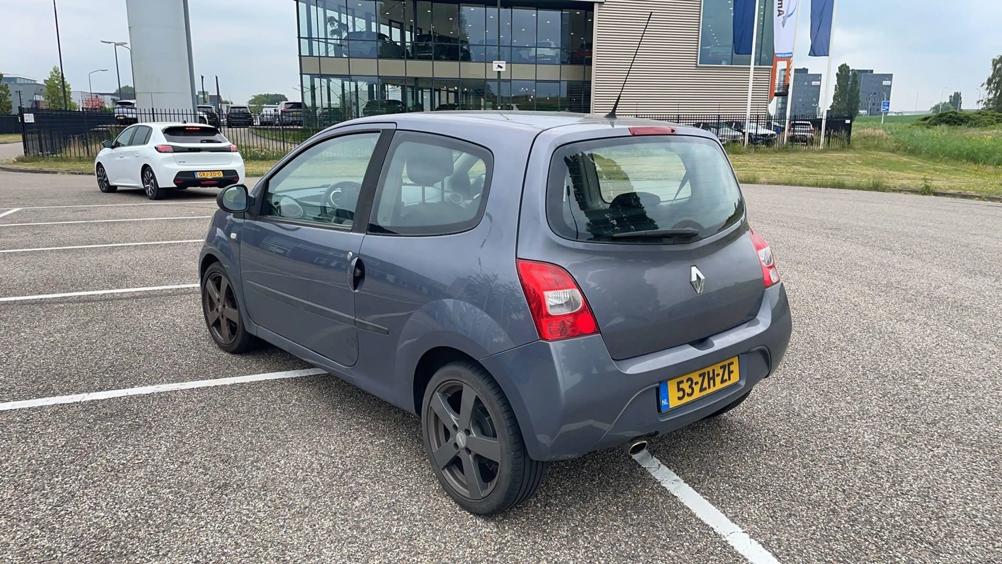Renault Twingo 1.2-16V Dynamique — photo 2