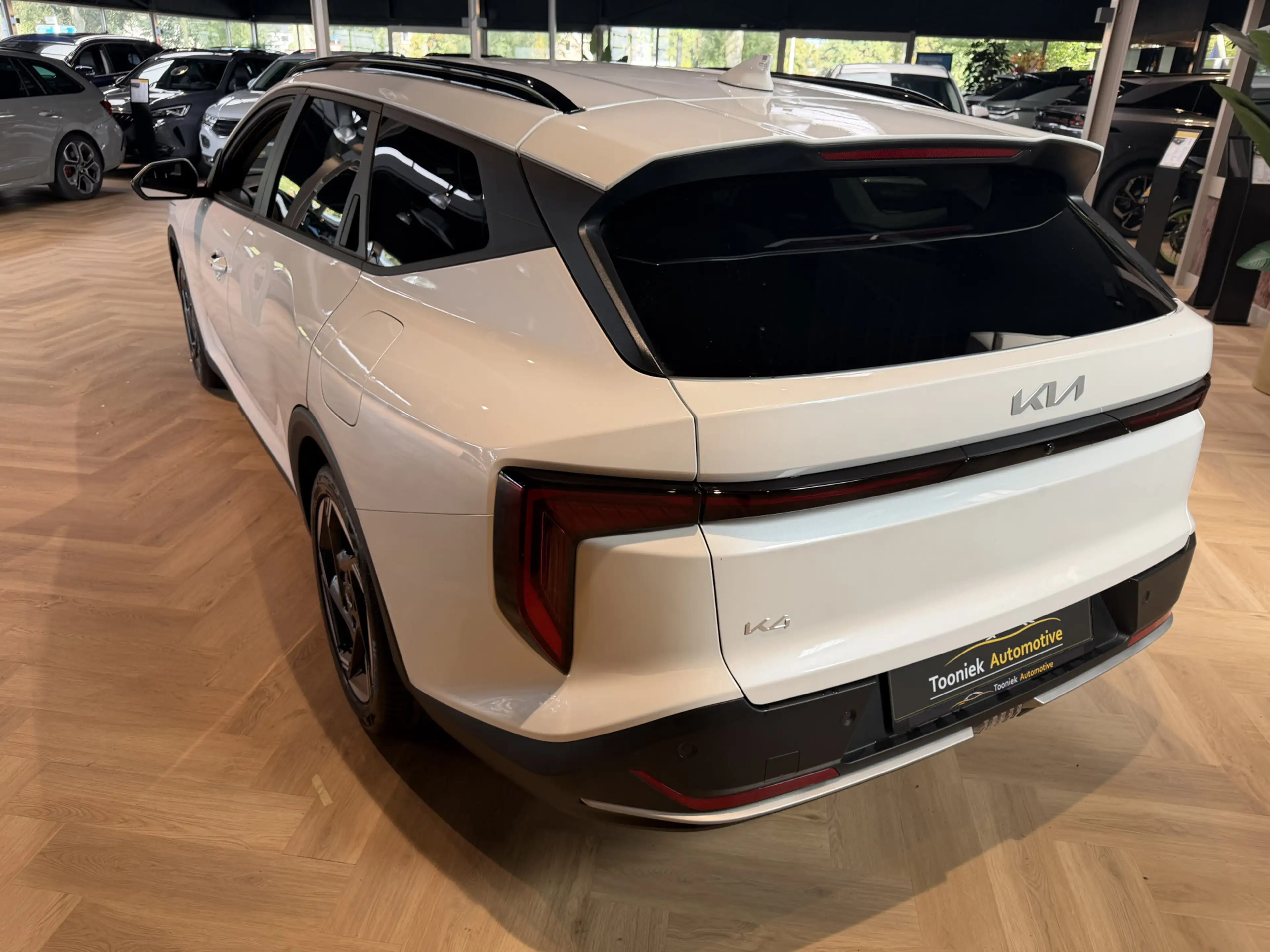 Kia K4 Sportswagon 1.6 T-GDi GT-Line Launch Edition — photo 5