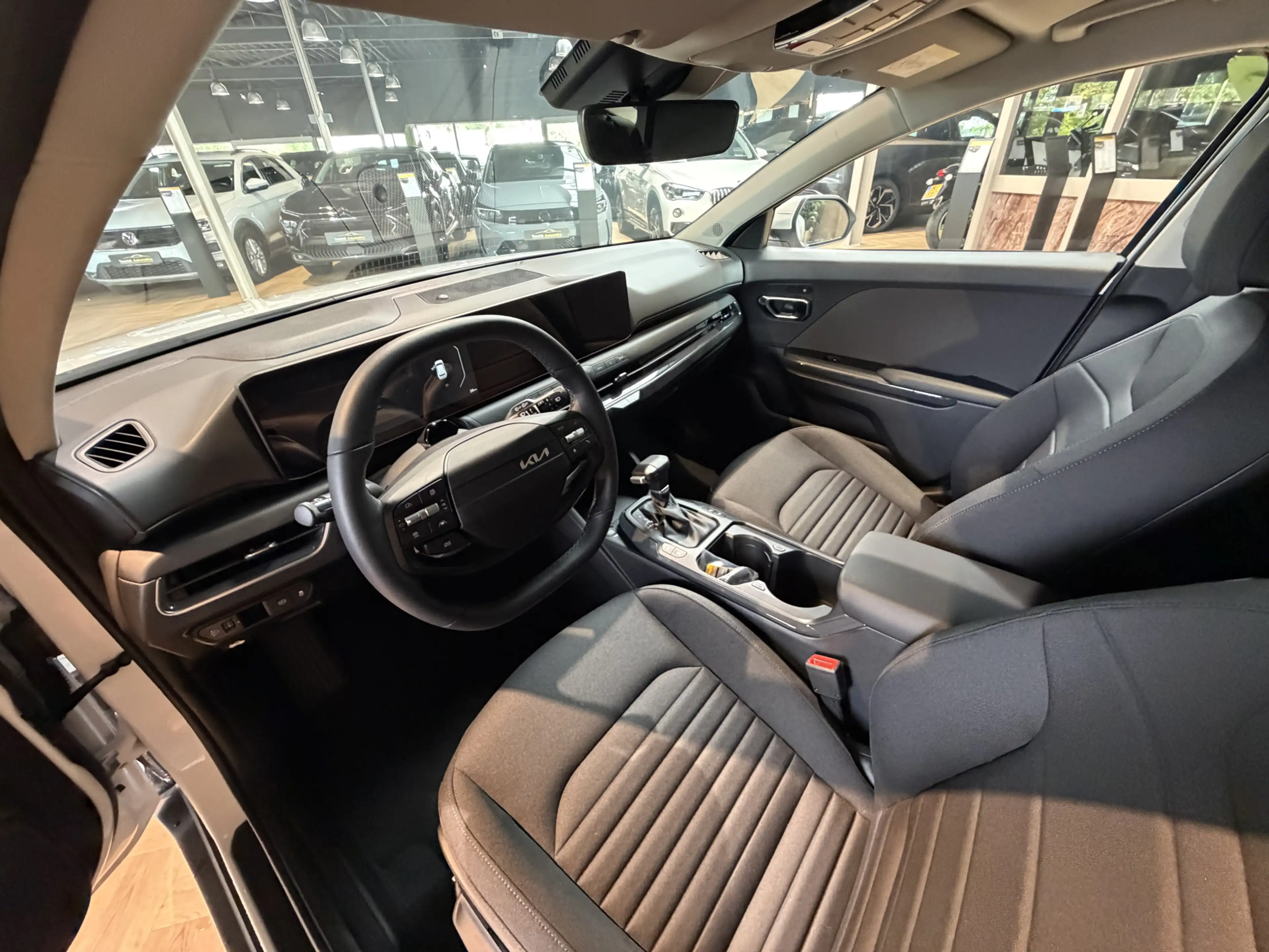 Kia K4 Sportswagon 1.6 T-GDi GT-Line Launch Edition — photo 10