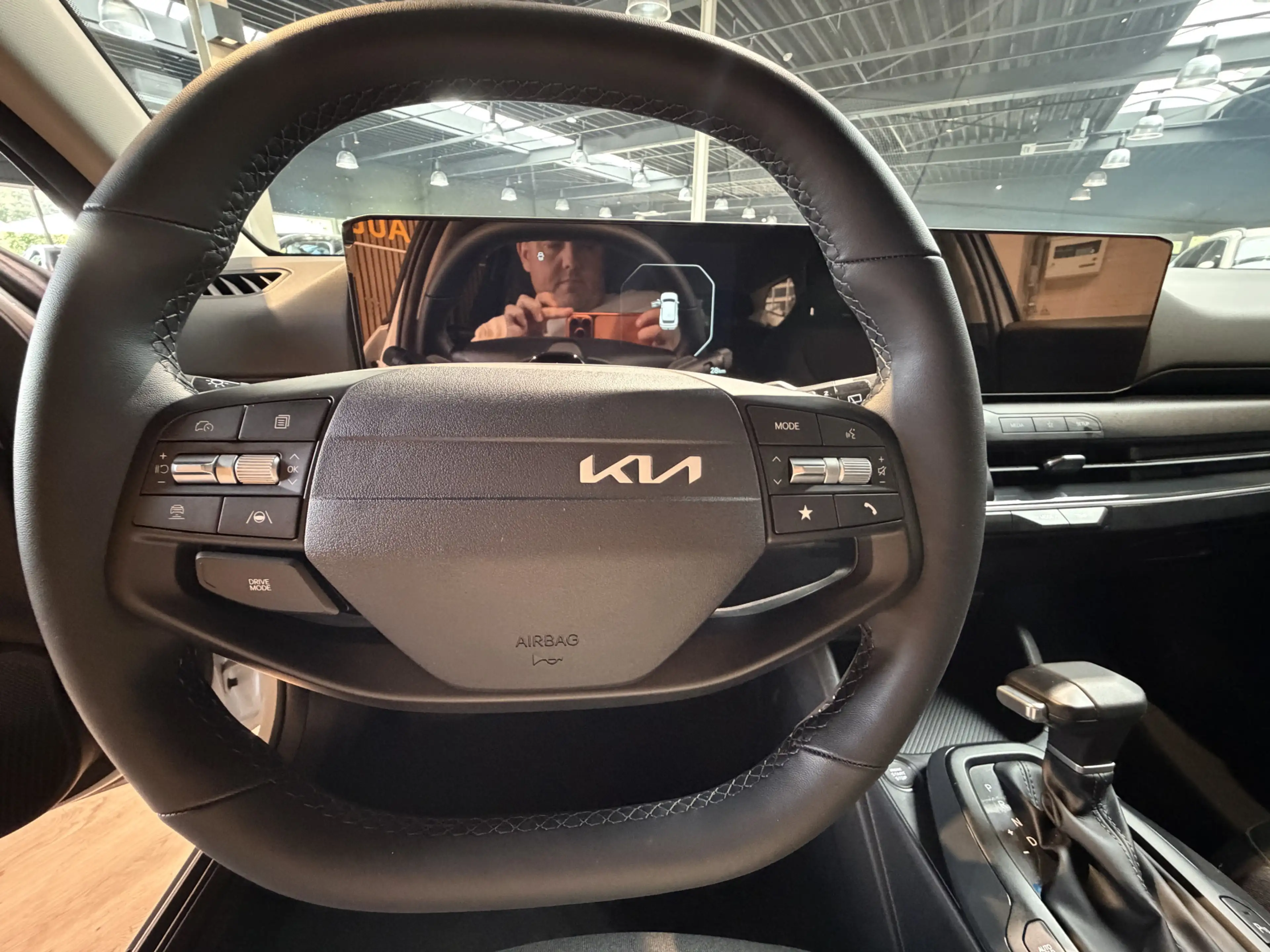 Kia K4 Sportswagon 1.6 T-GDi GT-Line Launch Edition — photo 12