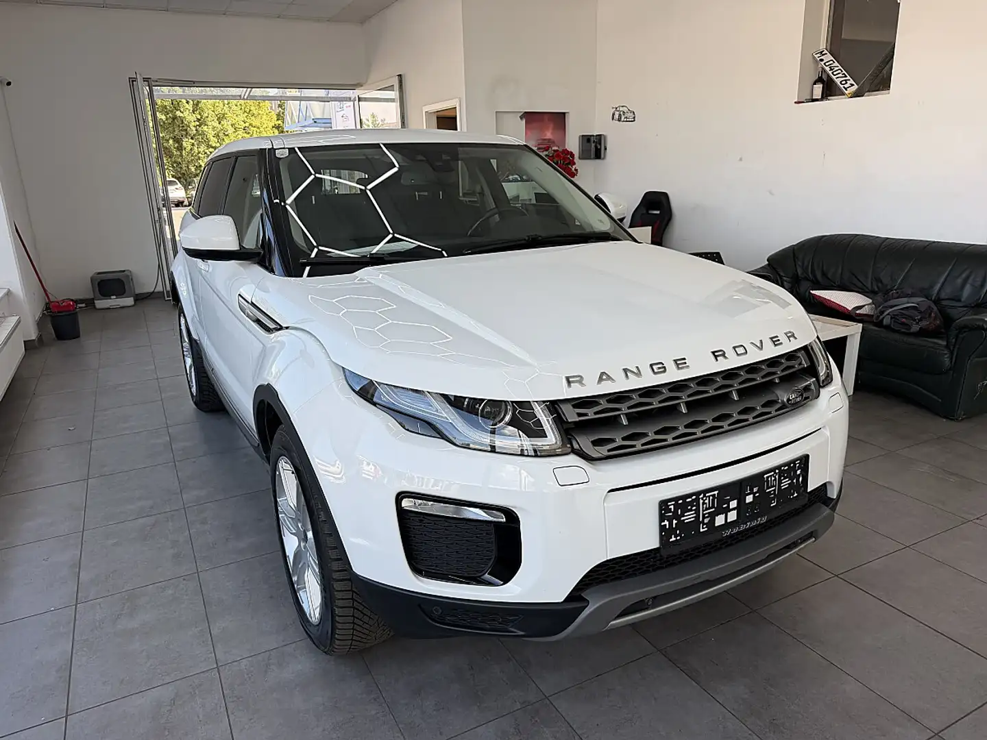 Land Rover Range Rover Evoque 2,0 TD4 150 Aut. Weiß - 2