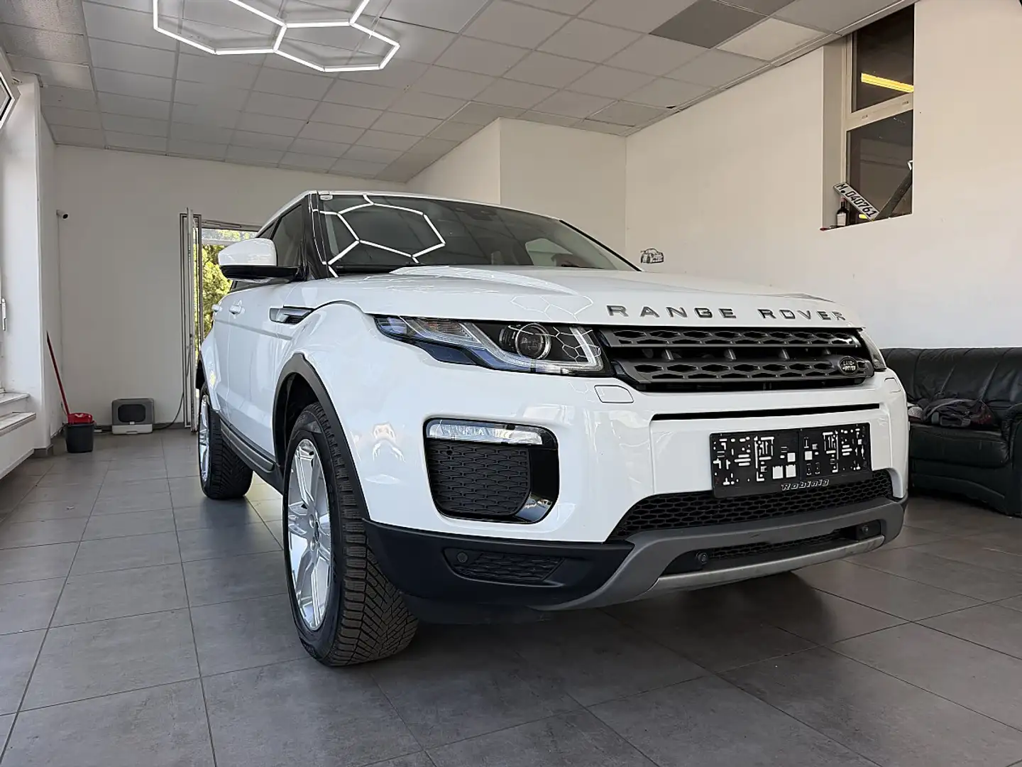 Land Rover Range Rover Evoque 2,0 TD4 150 Aut. Weiß - 1