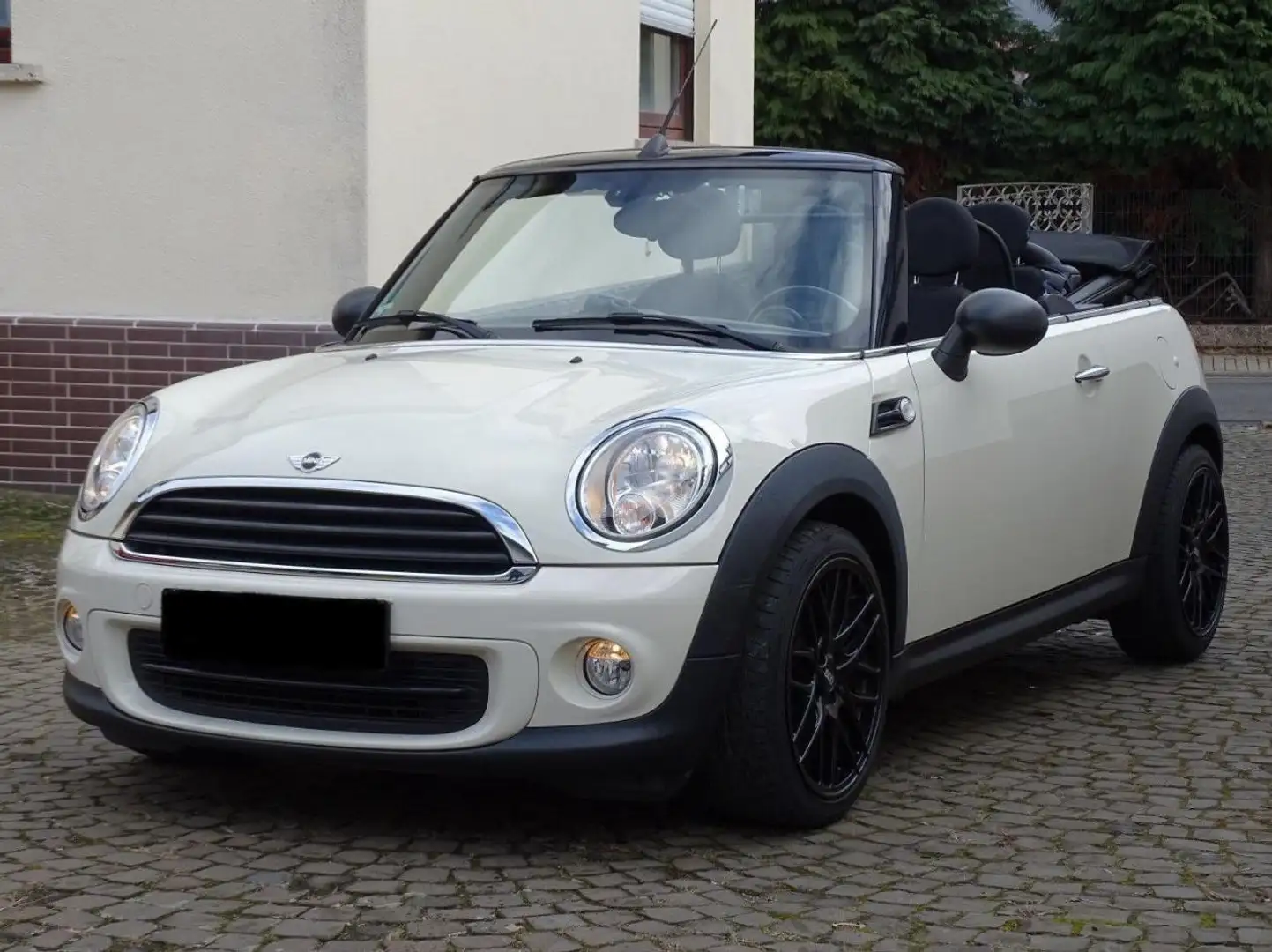 MINI One Cabrio Weiß - 1
