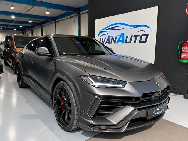 Lamborghini Urus Performante