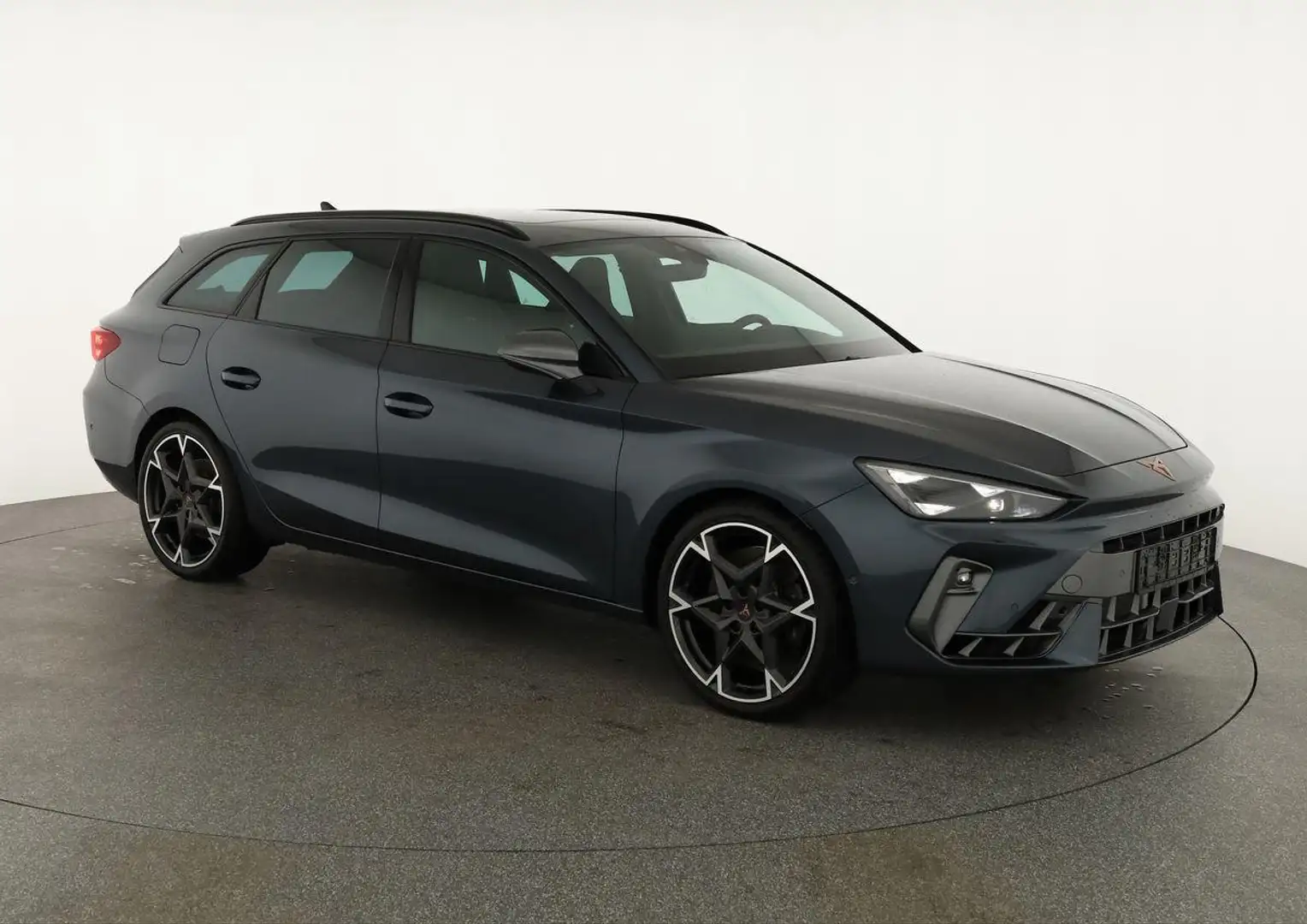 CUPRA Leon Sportstourer 2.0 TSI 245 kW 4Drive VZ ST DSG 4D... Grau - 1