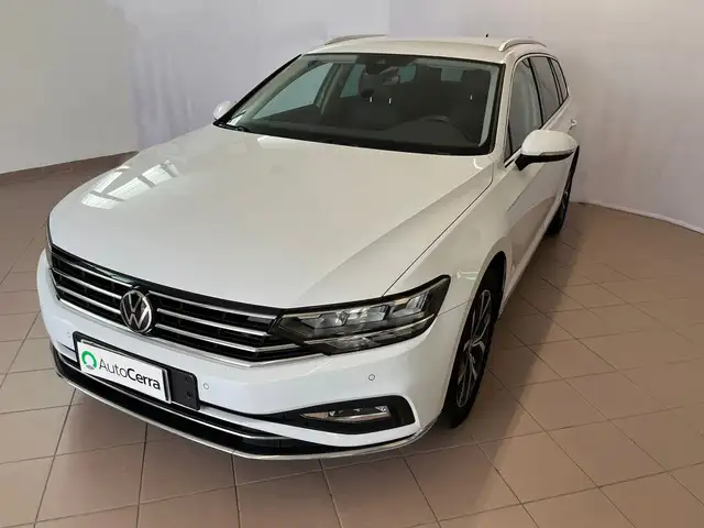 Volkswagen Passat Variant Passat VIII  Variant 2.0 tdi Executive 150cv dsg