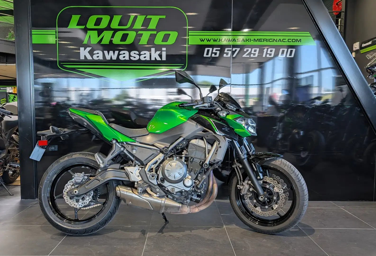 Kawasaki Z 650 Vert - 1