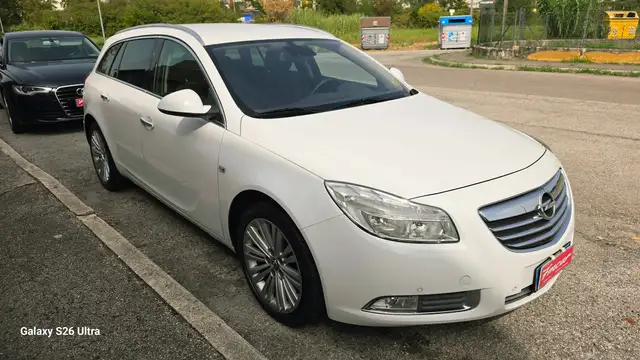 Opel Insignia view 11
