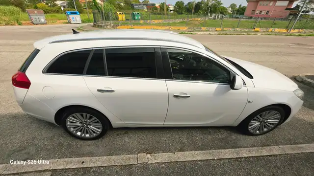 Opel Insignia view 9