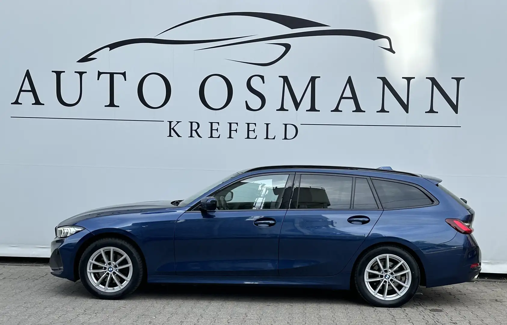 BMW 320 d Touring LCI xDrive Aut. |Live Cockpit Plus Bleu - 2