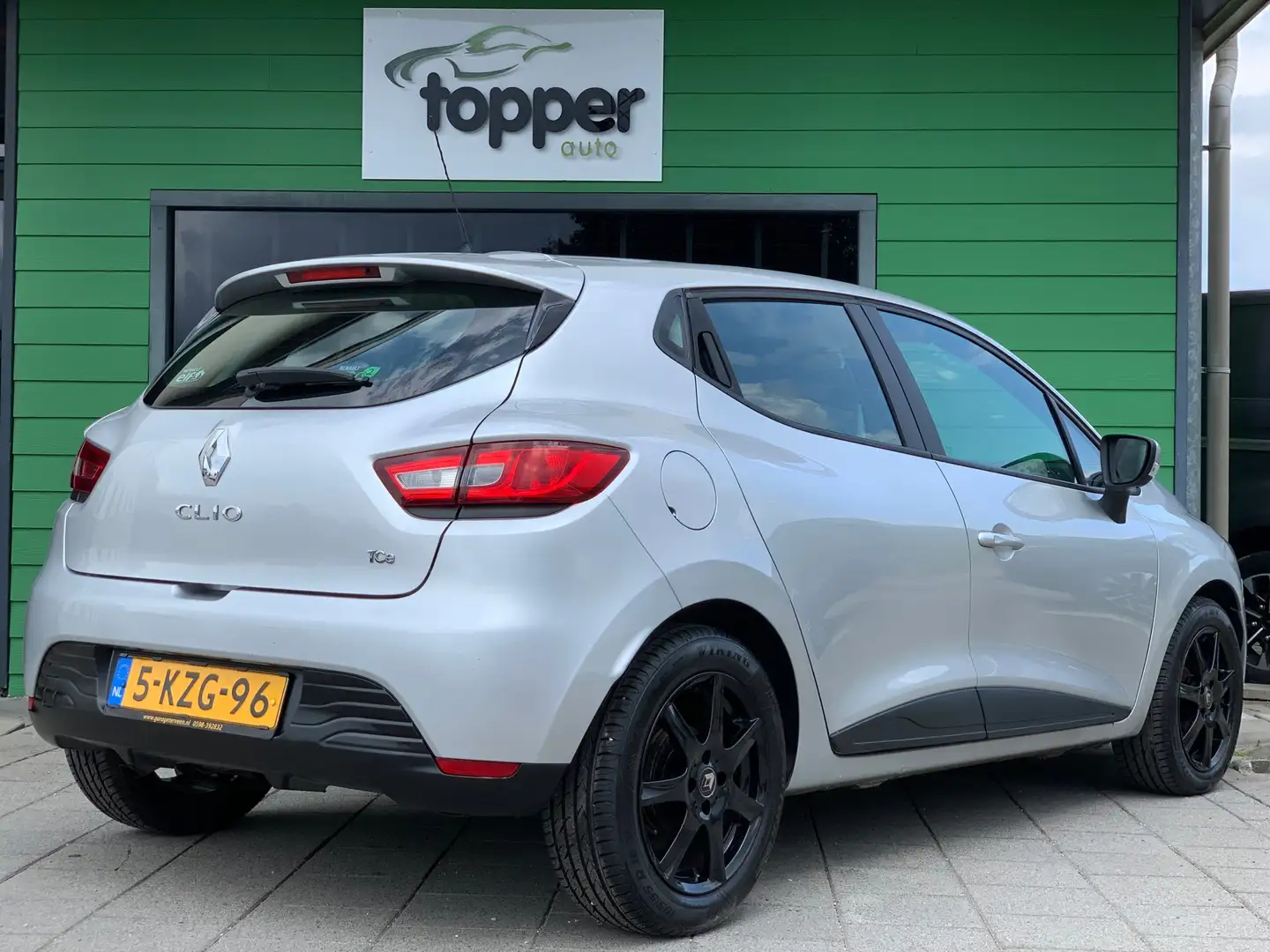 Renault Clio 0.9 TCe Expression | CruiseControl | Navigatie | A Сірий - 2