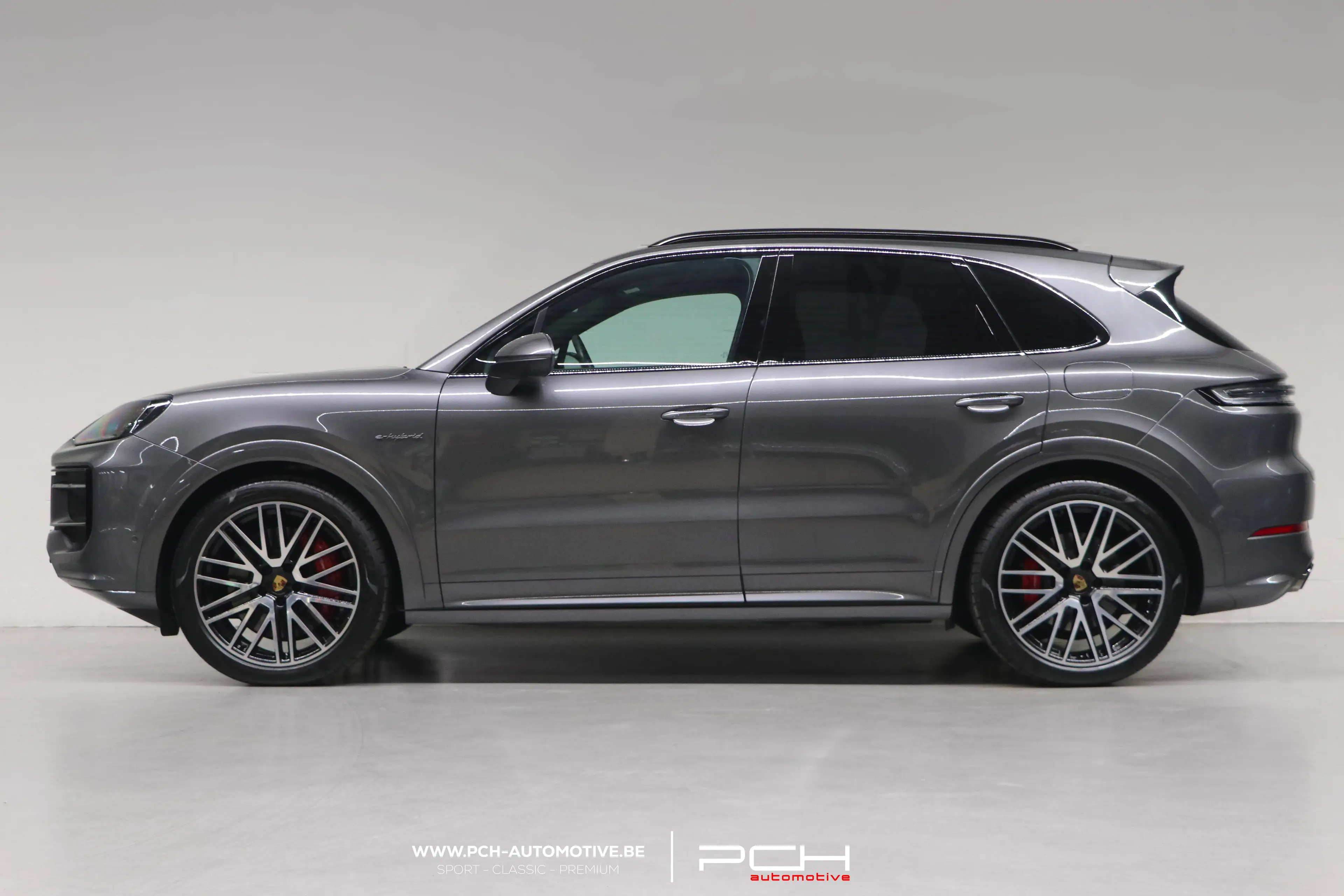 Porsche Cayenne S 3.0 Turbo V6 E-Hybrid - Pack Sport Design - VAT - — photo 3