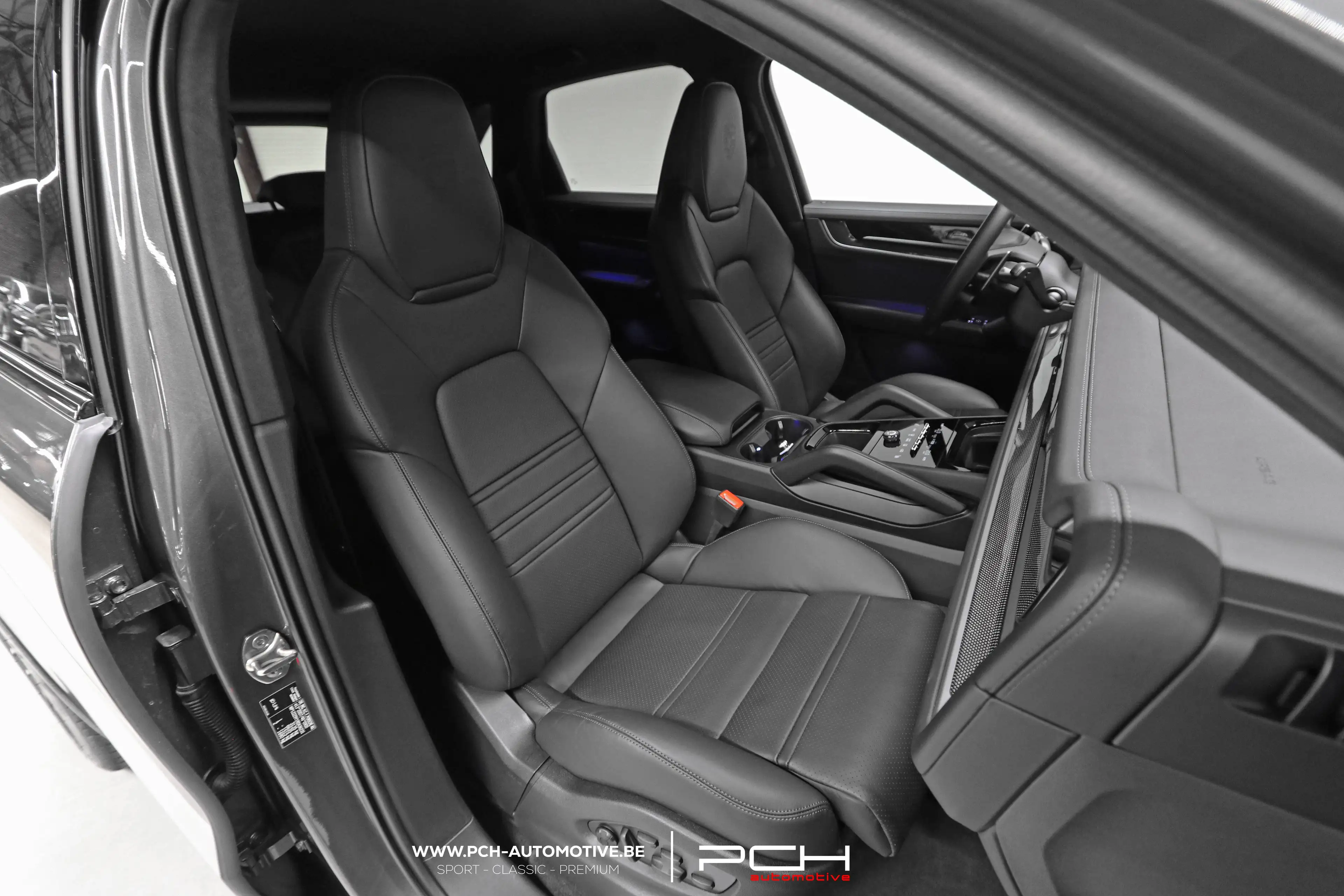 Porsche Cayenne S 3.0 Turbo V6 E-Hybrid - Pack Sport Design - VAT - — photo 10