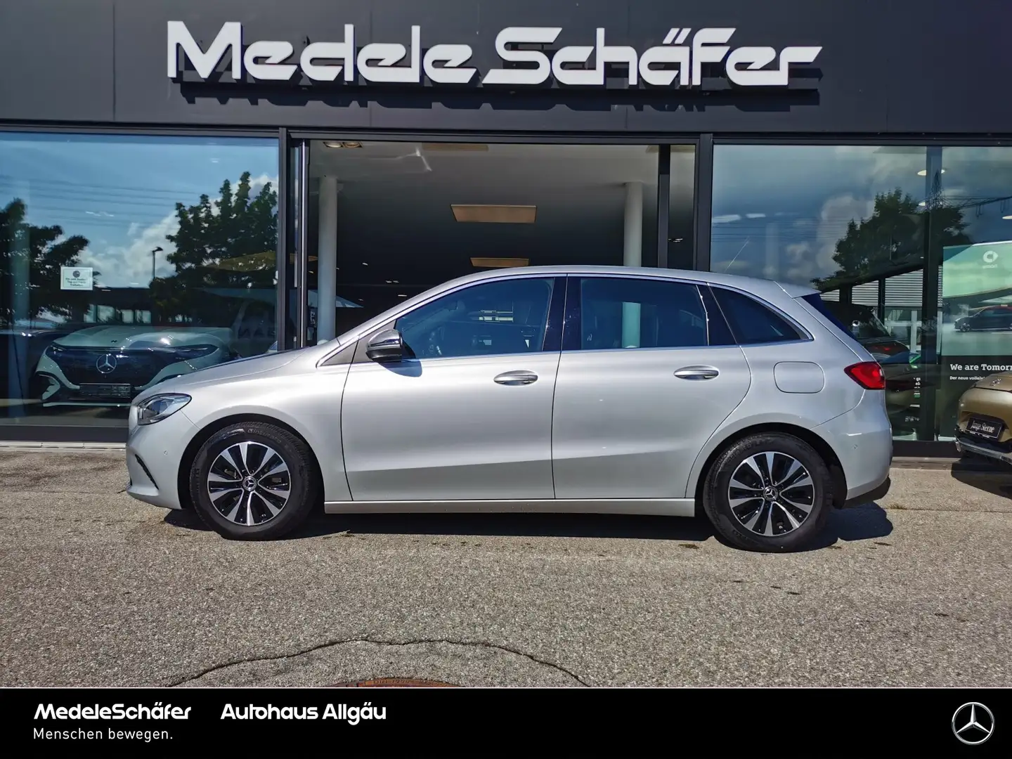 Mercedes-Benz B 180 B 180 Progressive 7G Business Park Kamera MBUX Tel Srebrny - 2