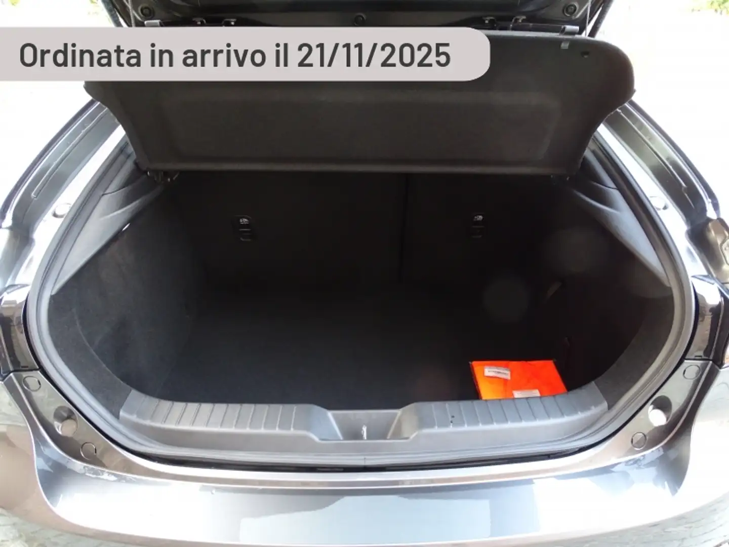 Mazda 3 e-Skyactiv-X M Hybrid Takumi Argento - 1