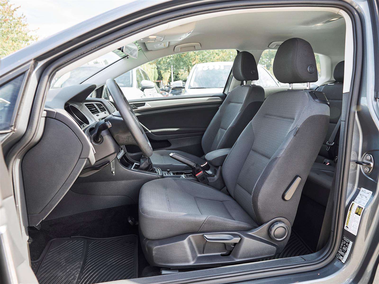 2017 Volkswagen Golf Hatchback