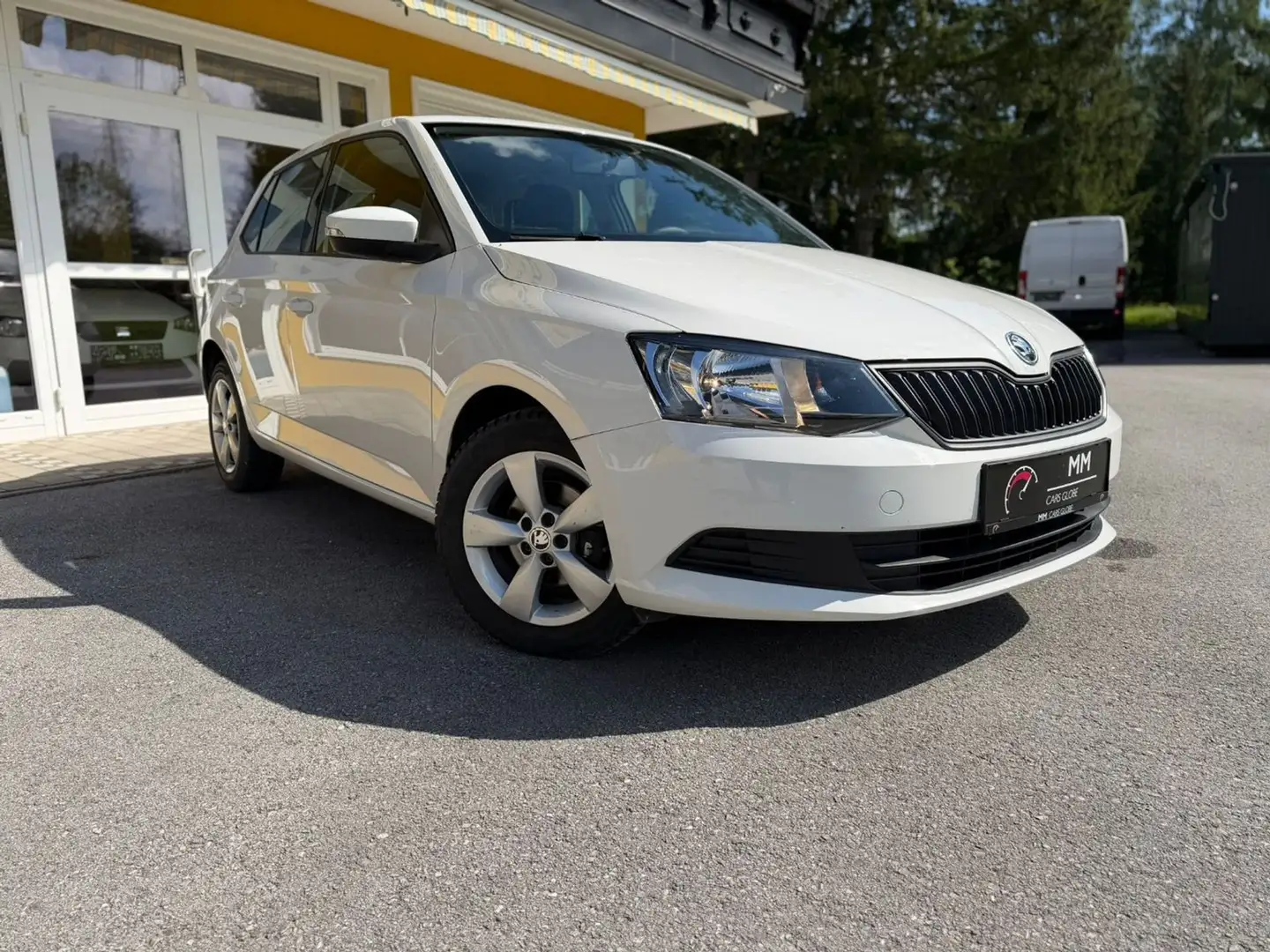 Skoda Fabia 1.0 MPI 25 Jahre Green tec Weiß - 2