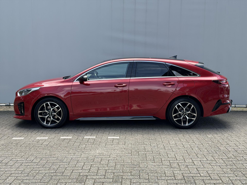 Kia ProCeed / pro_cee'd 1.5 T-GDi 160pk MHEV DCT7 GT-Line Edition — photo 3