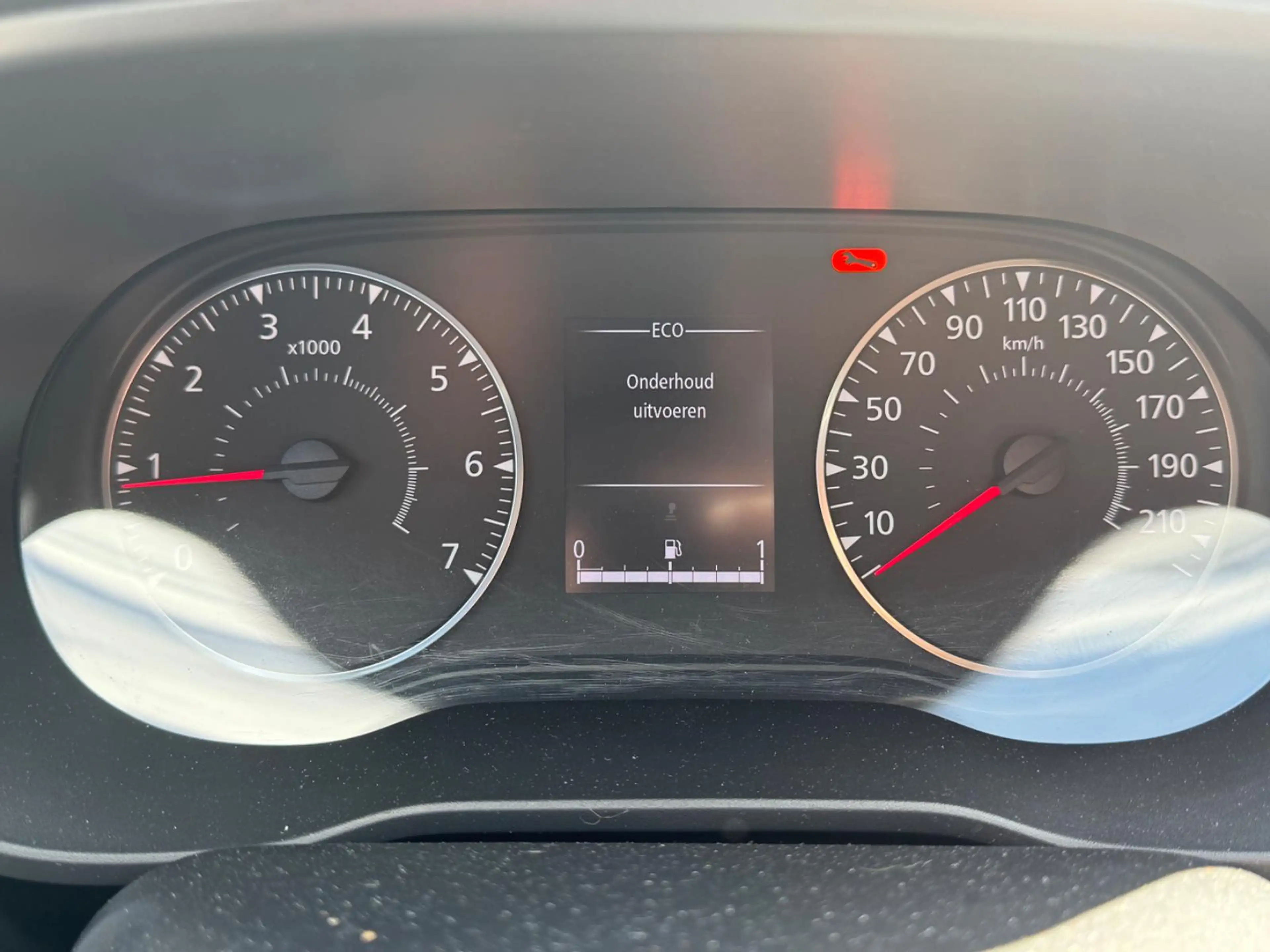 Dacia Duster TCe 90 Prestige | Trekhaak | Navigatie | Climate C — photo 8