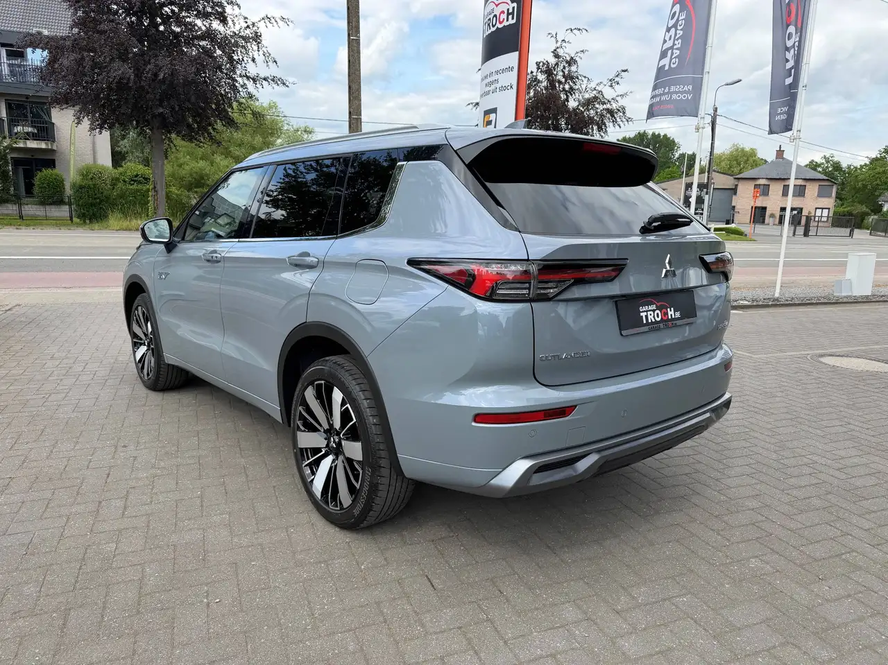 Mitsubishi Outlander 2026 — фото 10
