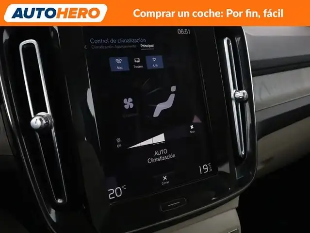 Volvo XC40 view 22