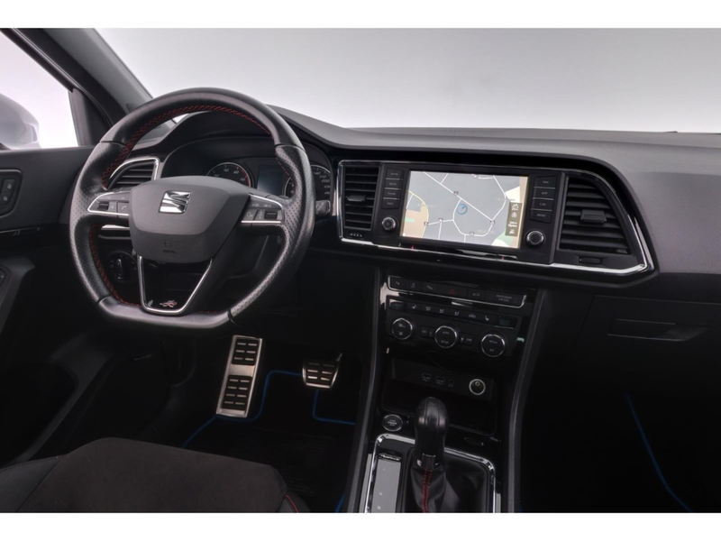SEAT Ateca 2.0TSI 4Drive DSG FR+LED+NAVI+PANO+KAMERA — photo 12