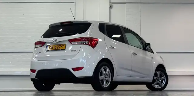 Hyundai Ix20 view 5