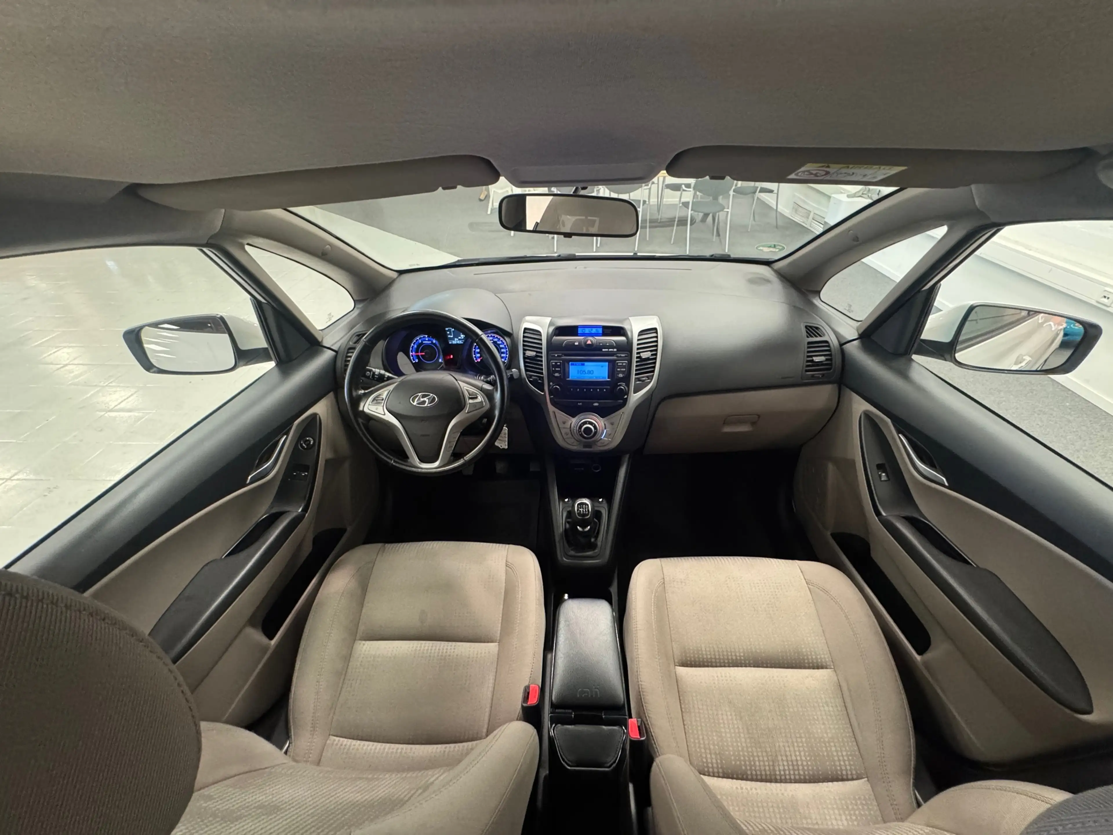 Hyundai iX20 1.6i i-Motion Parkeerhulp All season banden APK 2- — photo 10