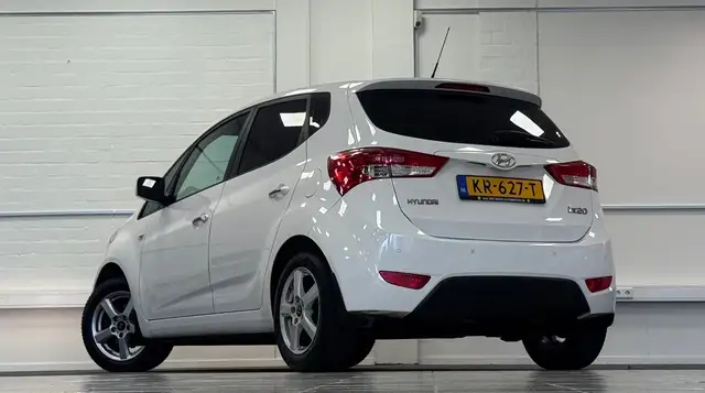 Hyundai Ix20 view 6