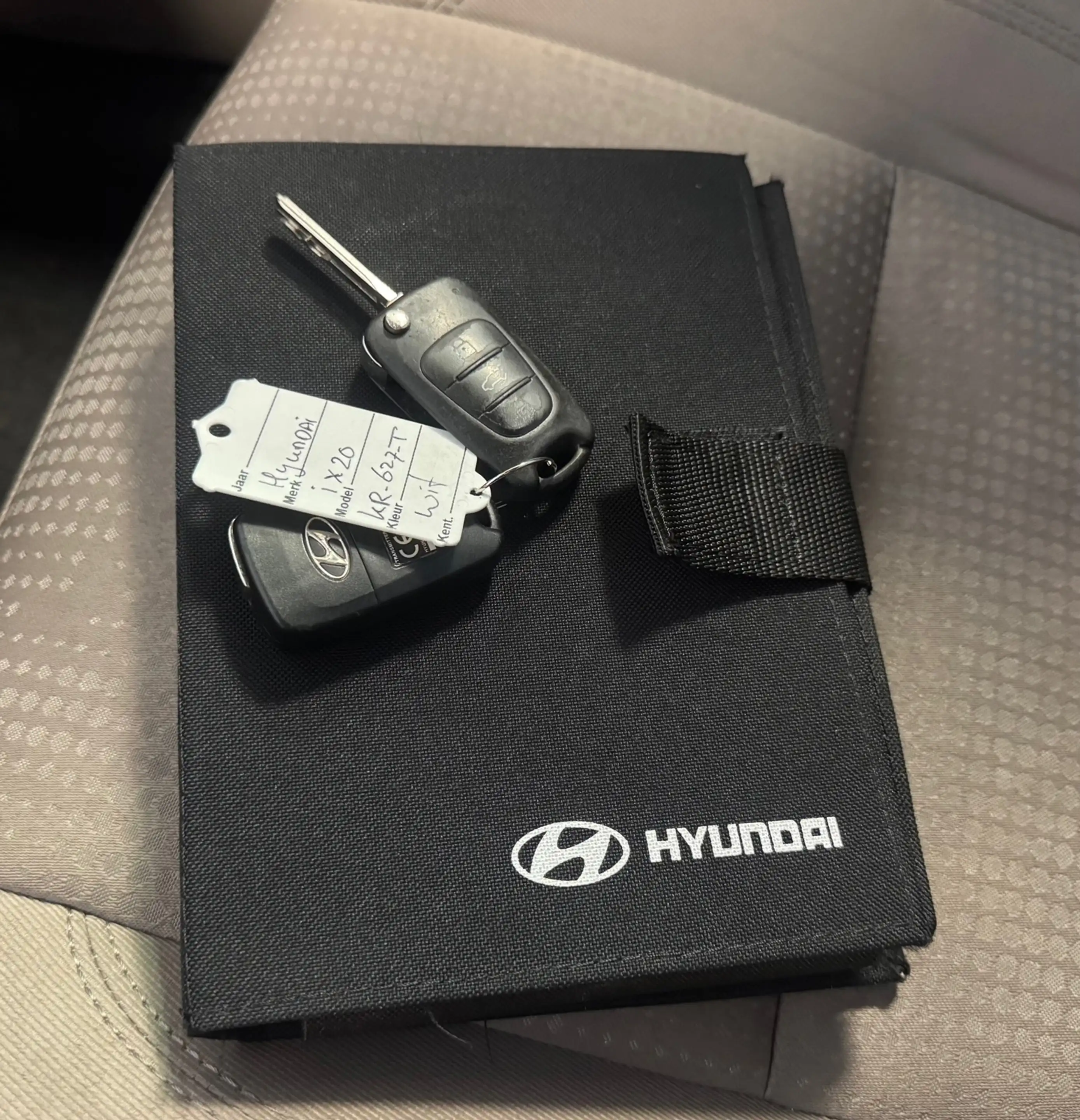 Hyundai iX20 1.6i i-Motion Parkeerhulp All season banden APK 2- — photo 13