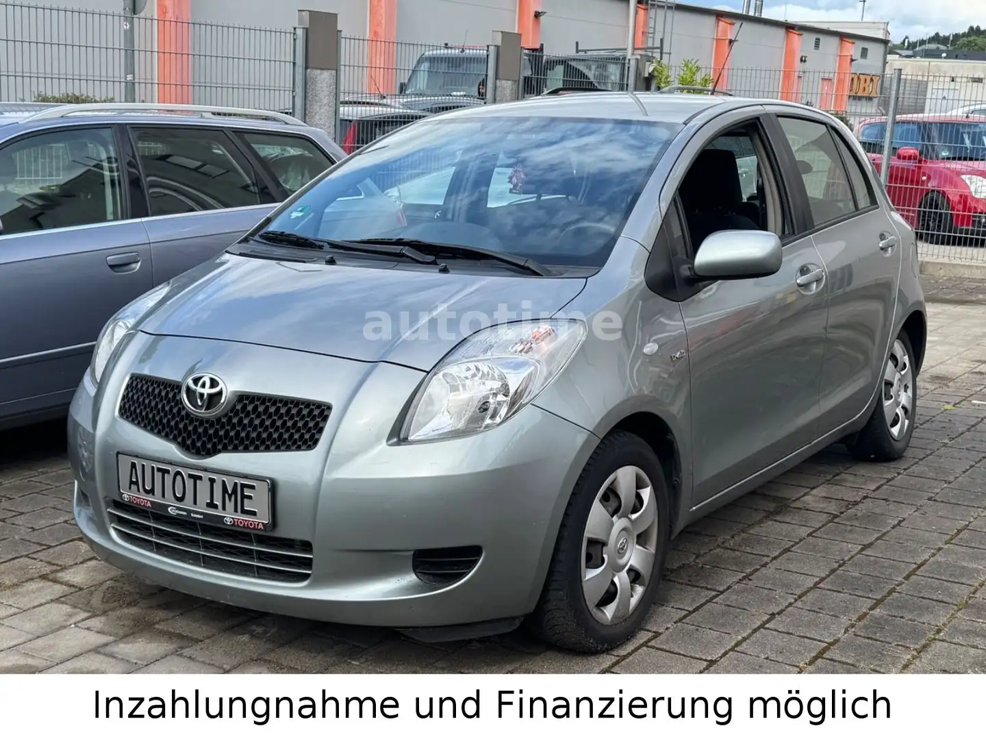 Toyota Yaris Sol | Klima | AHK Silber - 1