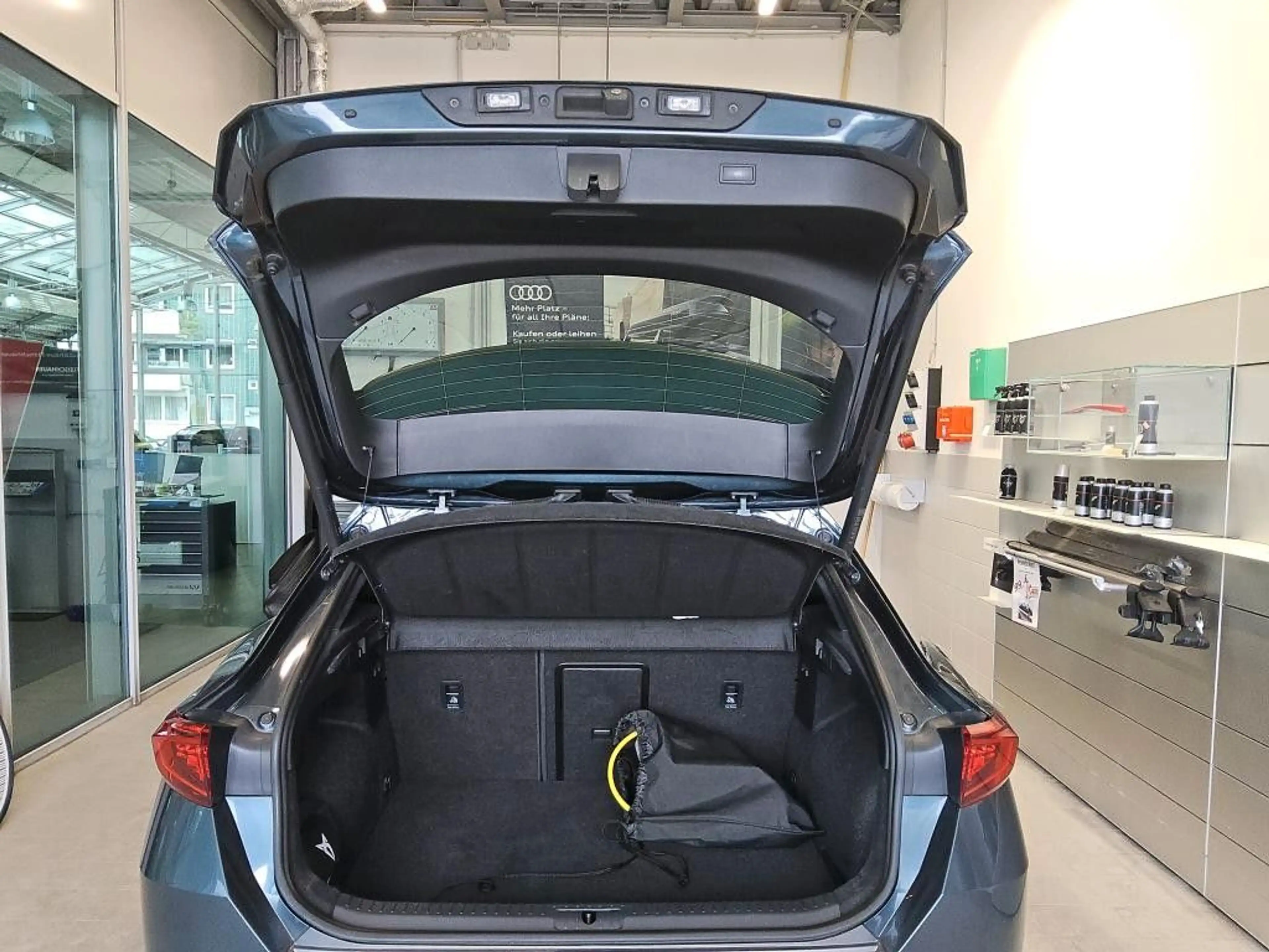 CUPRA Formentor VZ 1.4e/TSI Navi SHZ ACC LED PDC — photo 7