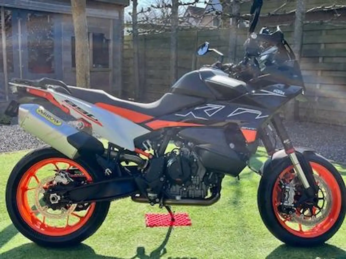 KTM 890 SMT TechPack, ABS, ZGAN 12.168 km - 2