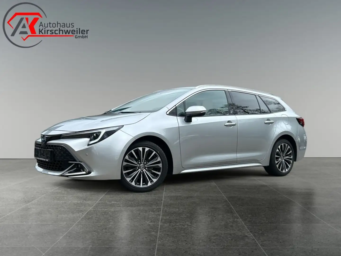 Toyota Corolla 2.0 Hybrid Touring Sports Team D inkl. Technik-P Silber - 1