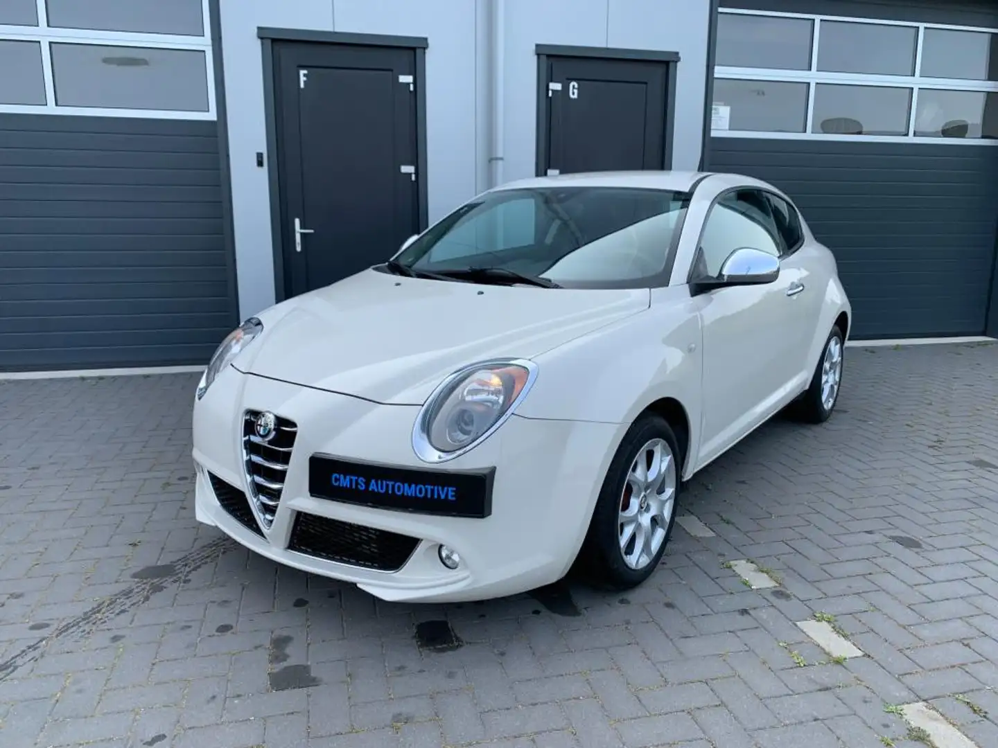 Alfa Romeo MiTo 0.9 TwinAir Turismo Airco | Lage km stand | Rijkla Bílá - 1
