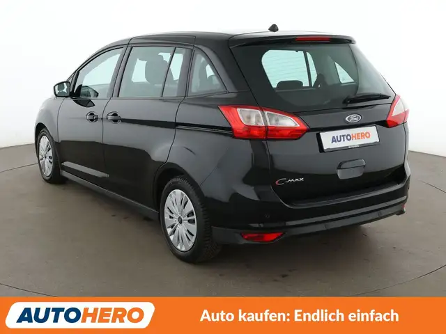 Ford Grand C-Max view 4