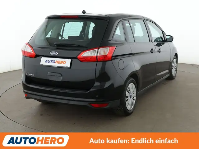 Ford Grand C-Max view 6