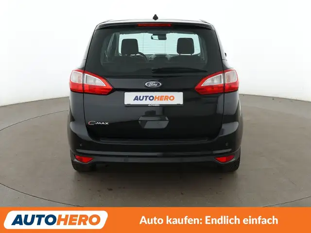 Ford Grand C-Max view 5