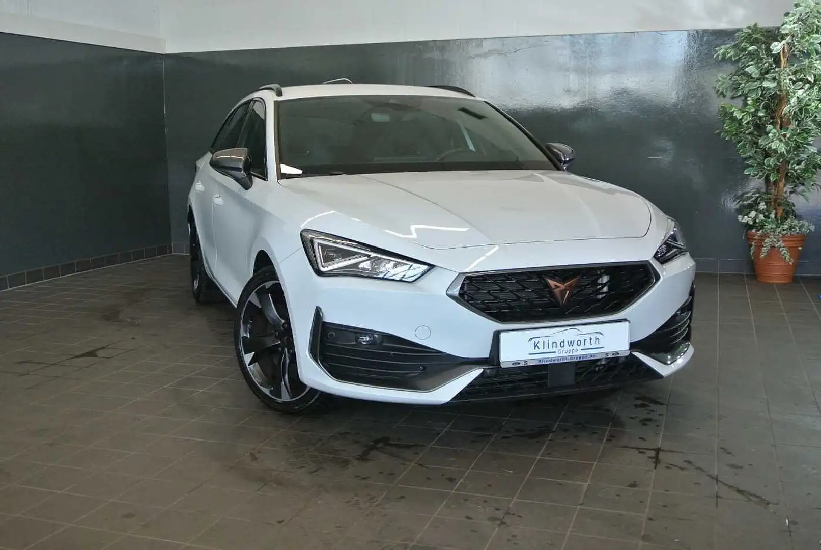 CUPRA Leon ST 2.0 TSI DSG +iACC+GJR+GAR 3-5J/100TKM Weiß - 2