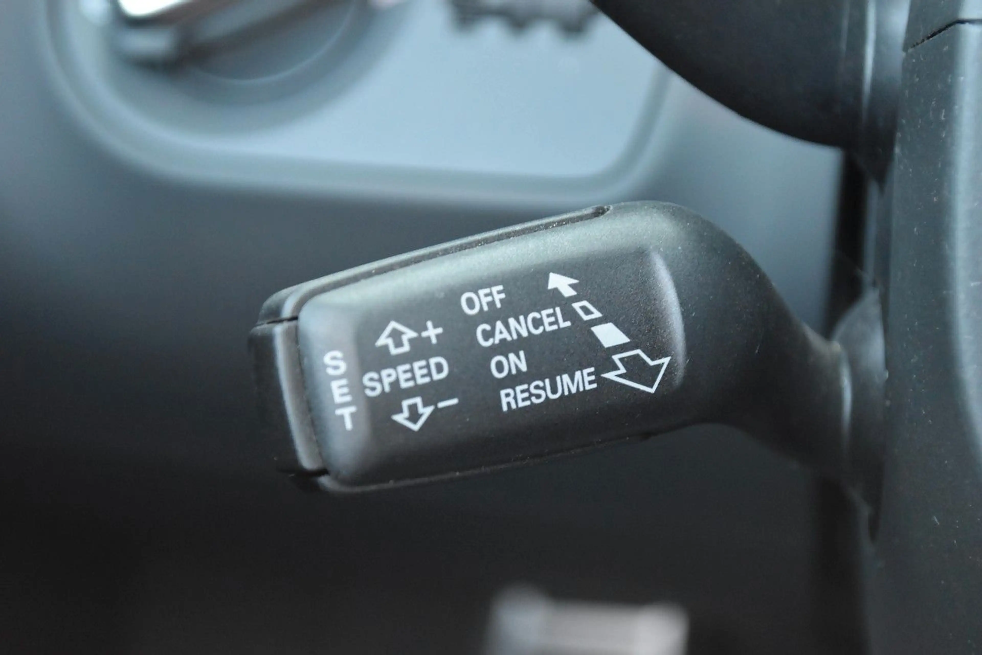 Audi R8 SPYDER 5.2 FSI QUATTRO R-TRONIC — photo 16