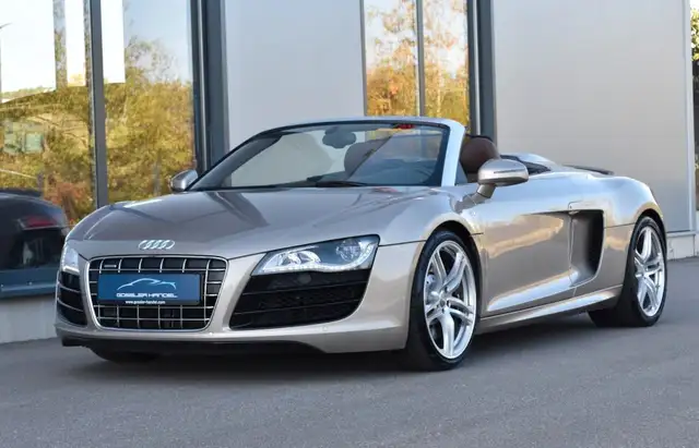 Audi R8 SPYDER 5.2 FSI QUATTRO R-TRONIC