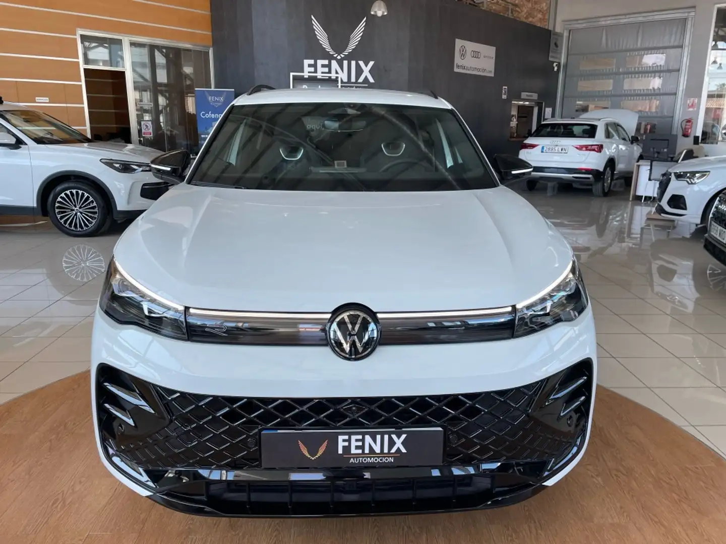 Volkswagen Tiguan 2.0TDI DSG R-Line 110kW Blanc - 2