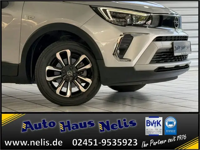 Opel Crossland view 2
